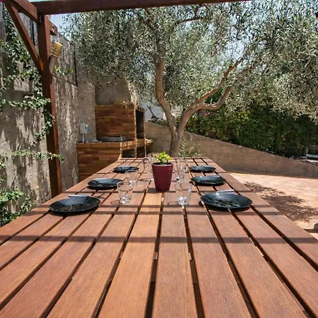 Nature & Tranquility Only 25km From Barcelona Torrelles De Llobregat