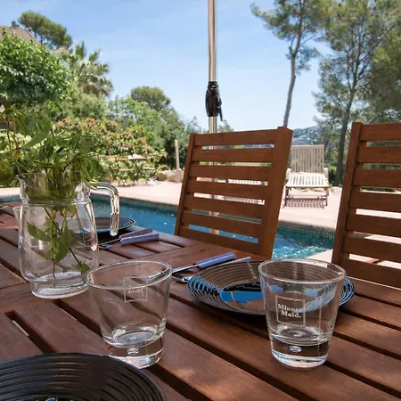 Nature & Tranquility Only 25km From Barcelona *