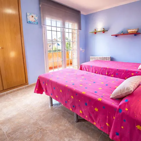 Nature & Tranquility Only 25km From Barcelona Vil·la
