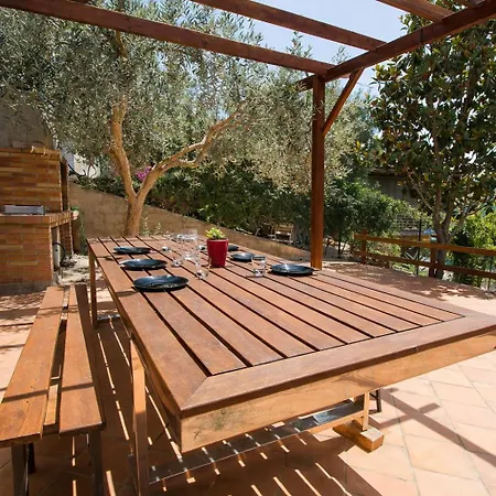Nature & Tranquility Only 25km From Barcelona *
