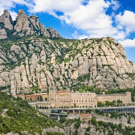 Nature & Tranquility Only 25km From Barcelona Vil·la *