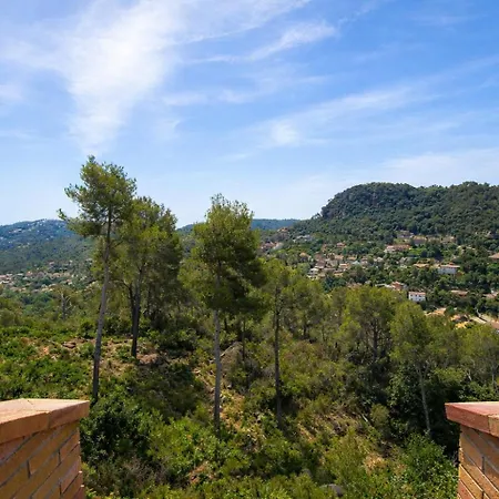 Nature & Tranquility Only 25km From Barcelona