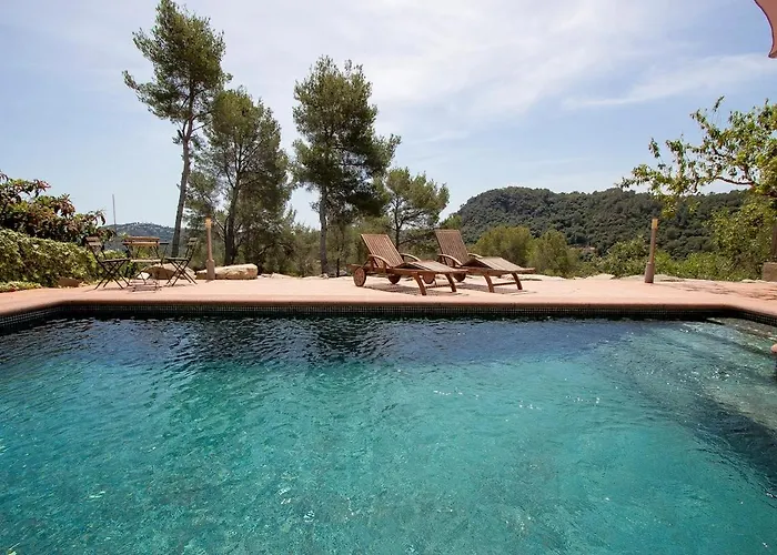 Nature & Tranquility Only 25km From Barcelona *