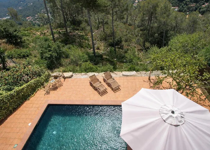 Nature & Tranquility Only 25km From Barcelona فيلة *