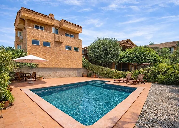 Nature & Tranquility Only 25km From Barcelona Torrelles De Llobregat